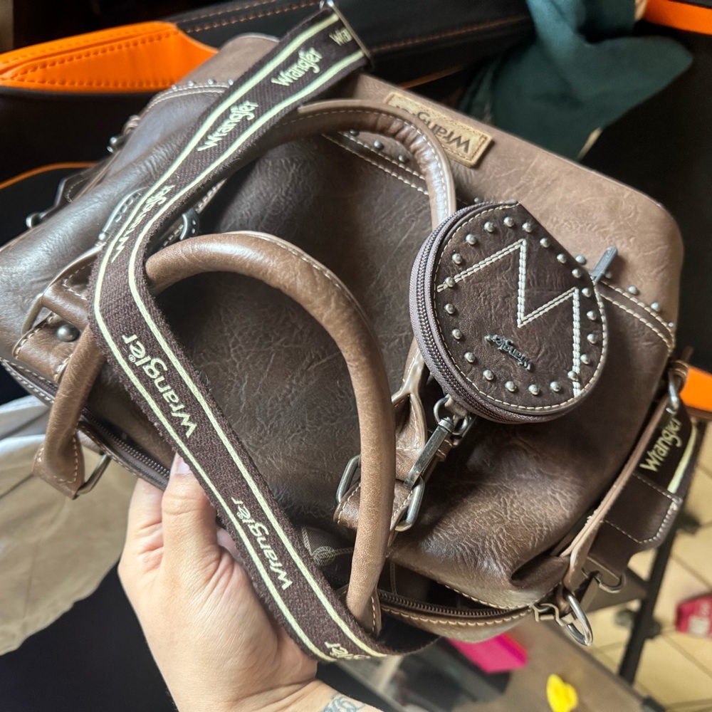 Wrangler Women's Taupe Satchel - Picture 3 of 5